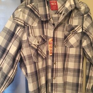 Wrangler button up shirt